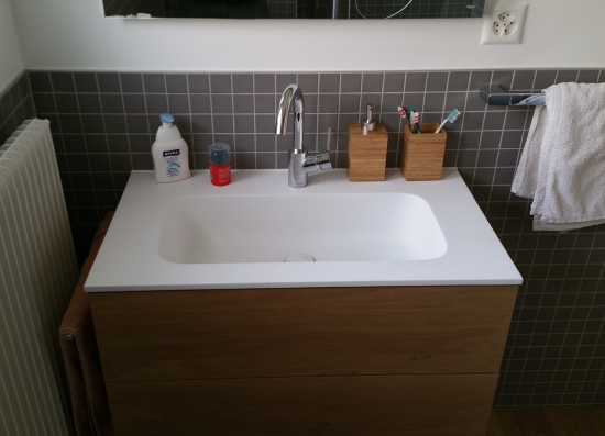 Salle de bain de l’appartement – meuble lavabo